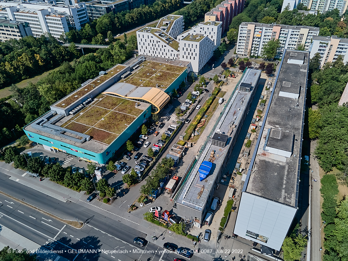 22.07.2022 - Plettzentrum und Montessori Schule in Neuperlach